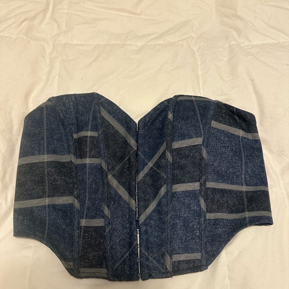 Windsor Blue and Gray Patterned Top